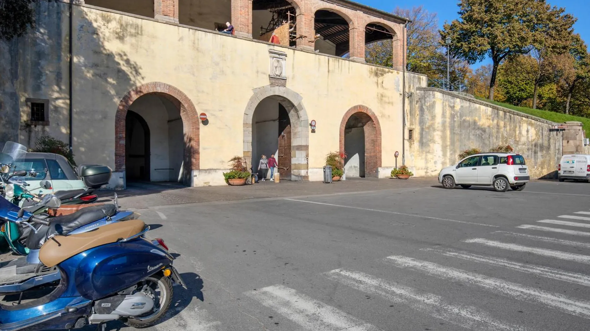 Corte Pini 7 Apartment Lucca Italy